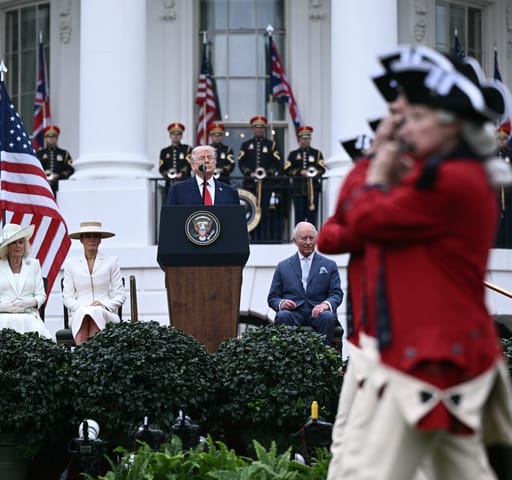 Donald Trump beszédet tart a Fehér Ház déli pázsitján