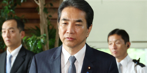 Lemondott a japán mezőgazdasági miniszter, miután azzal dicsekedett, hogy ő ingyen kapja a rizst