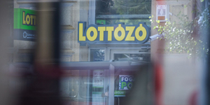 Telitalálat nem volt a hatos lottón, de 5-ösből bőven akadt