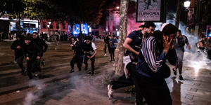 Két áldozat, több száz letartóztatott: elvadult a PSG győzelmének ünneplése Franciaországban