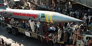 India és Pakisztán sakkban tartja egymást az atombombákkal, és nem félne használni azokat