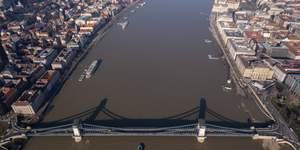 Jelentős árhullám jön a Dunán, Budapestnél jövő hétvégén tetőzhet a folyó