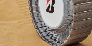 Tevetalp mintájára készít kereket a Bridgestone, a holdjáróra szerelhetik fel
