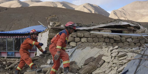 Legalább 126 halálos áldozata van a tibeti földrengésnek