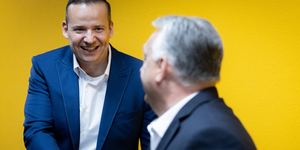 Lázár János után Orbán Viktor is a Mi Hazánk elnökével pózolt – Magyar Péter megfejtette, miért