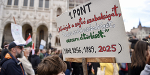 Ügyészek írhatták a megfélemlítési törvényt, így lett minden kiskaput bezáró büntetőeszköz belőle