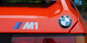 Egy darabka történelem: eladó az egyik legkoraibb BMW M1