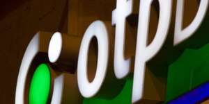 Az OTP összes ügyfele érintett: változik a rendszer, kizárólag így lehet majd bankolni