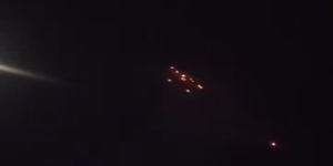 Tíz robbanást lehetett hallani Kasmír India által ellenőrzött részén a nemzetközi repülőtér közelében