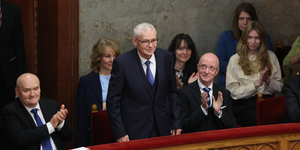 Papírforma a szavazáson: alkotmánybíró lett a félrenéző exfőügyész Polt és a bukott miniszter Hende