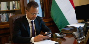 Tovább erősítik a külügyminiszter szerepét a közérdekű adatok titkosításában