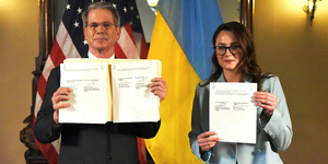 Az USA és Ukrajna megállapodott a nyersanyagokról, amiket nem tudni, mikor termelhetnek ki