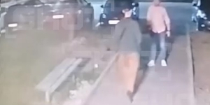 Az otthona előtt robbantották fel Mariupol ostromának egyik orosz vezetőjét – videó