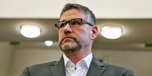 Újabb polgármesterjelölt jelentkezett be Pusztaottlakán: „Le akarom törni Simonka szarvát”