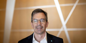 A készpénz nem tűnik el, de nem ezé a jövő – interjú Peter Roebbennel, a K&H Bank vezérigazgatójával