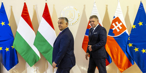 Orbán a gázcsap tekergetésével építi az oroszbarát blokkot a térségben – most Ficónak kedveskedett