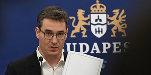 Karácsony: Ha borul az asztal, minden is előfordulhat, és ha kell, „harcba hívja” a budapestieket