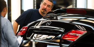A kecskeméti Mercedes is megérezte az autóipar válságát