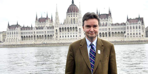 Habsburg Györgyöt Párizsból Madridba dobja át nagykövetnek Szijjártó Péter