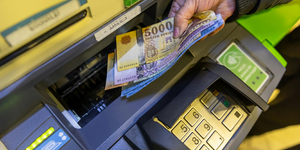 Állami „civil” pénzeső: Győztes az államtitkár, a polgármester, a képviselő és a Harcos Klubja tagja is