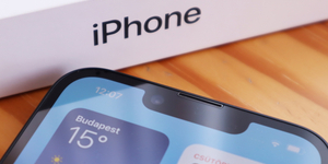 Kijelző alá rejtené a Face ID-t az Apple, az iPhone 18 Pro és Pro Max is megkaphatja