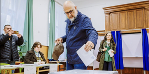 Kelemen Hunor elárulta, mit beszélt Orbánnal a magyarellenes Simionról