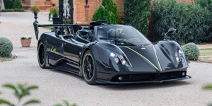 Több mint 4,3 milliárd forintot ért meg valakinek ez a Pagani Zonda