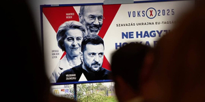 Népszava: Kényszerítik a Fideszes polgármestereket, hogy Ukrajna ellen kampányoljanak