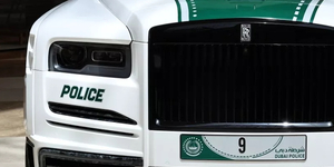 Tuningolt Rolls-Royce-ból lett rendőrautó