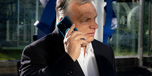 Orbán telefonos segítséget kért a rádióinterjú előtt – furcsa, hogy kitől és rejtély, hogy miért