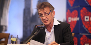 Sean Penn: Donald Trump megpróbálhatja elpusztítani a világot
