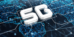 Katonai 5G-t fejlesztett Kína, drónok az antennái, és egyszerre 10 000 robotot tud kiszolgálni