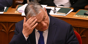 Orbán nagy válságáról beszél Zárug Péter Farkas jobboldali politológus, de egy választási vereség után sem temetné még
