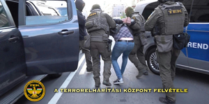 Csak a legellenségesebb országok kémeivel szokás úgy elbánni, ahogy most Ukrajna tette a magyar ügynökökkel