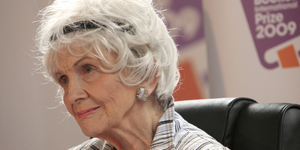 92 éves korában meghalt Alice Munro Nobel-díjas írónő