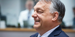Egy európai miniszterelnök sem keres olyan jól az átlagbérhez képest, mint Orbán Viktor