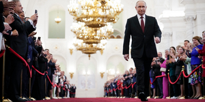 Putyin eltökéltnek és magabiztosnak látszott a beiktatásán, és arról beszélt, hogy megnyerik a háborút