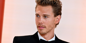 Verekedő kopaszok, fegyveres ortodoxok, tarajos punkok és Austin Butler - megérkezett Darren Aronofsky új filmjének előzetese