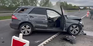 Filmbe illő autós üldözés után kaptak el egy cigicsempészt az M3-ason