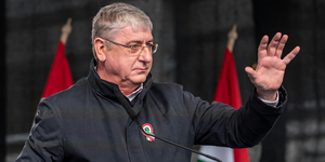 Ukránbarát globalisták állnak Gyurcsány lemondása mögött – ezt a narratívát tudta így hirtelen összerakni a kormányoldal