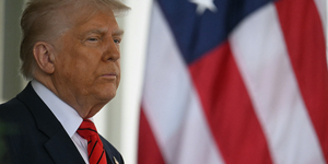 Katonai repülőgéppel deportálna bevándorlókat Líbiába a Trump-kormány