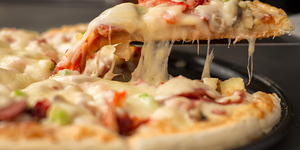 Ha jót akar magának, kenje be ragasztóval a pizzáját – ezt javasolja a Google mesterséges intelligenciás keresője