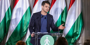 Az Ungár-család tartotta el az LMP-t