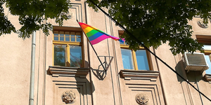 Karácsony Gergely kiteszi a Pride-zászlót a budapesti városházára