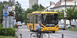 A buszháborúnak vége: Hódmezővásárhely 70 milliót fizet a Volánnak