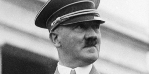 Hiába próbálták lebeszélni róla – így született a Hitler-bajusz