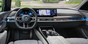 Már magyarul is beszélnek az új BMW-k