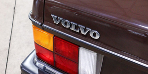 Ez a 42 évesen vadonatúj Volvo kimeríti az időkapszula fogalmát