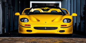 Rekordáron kelhet el Ralph Lauren sárga Ferrari F50-ese