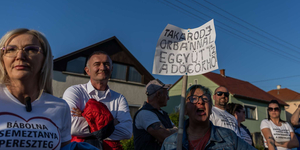 „Már nagyon büdös van, az tény és való” - a peresztegi dögtemető-fórumon megjelent Nagy István is